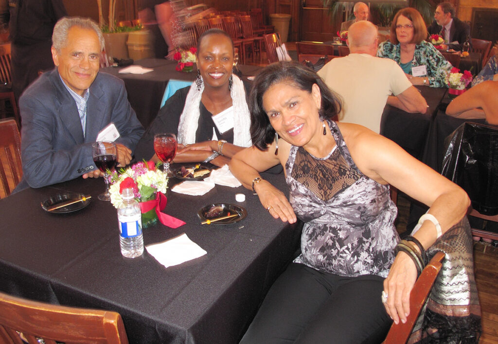 WashU alums during their 40th reunion